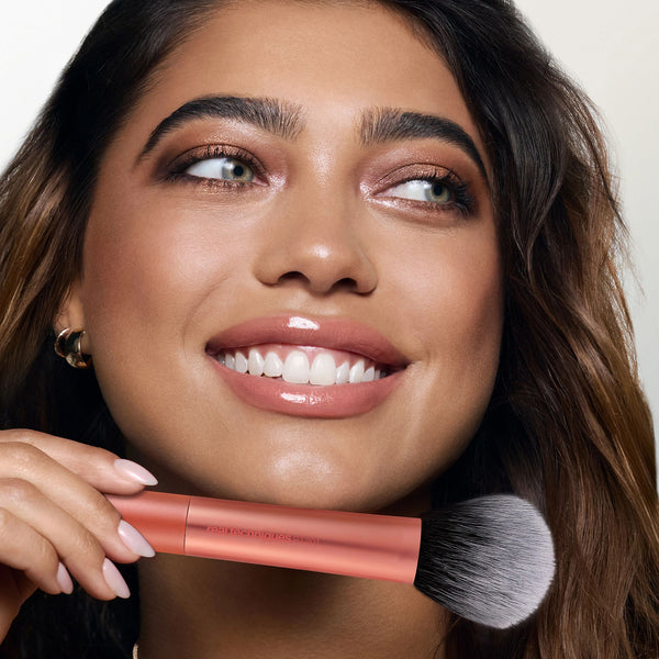 Ultra Plush Powder Makeup Brush
