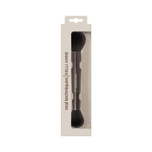 Kelli Anne Everything powder brush in retail blister packaging