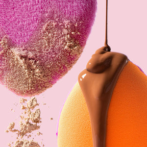 Miracle 2-In-1 Powder Puff + Travel Case