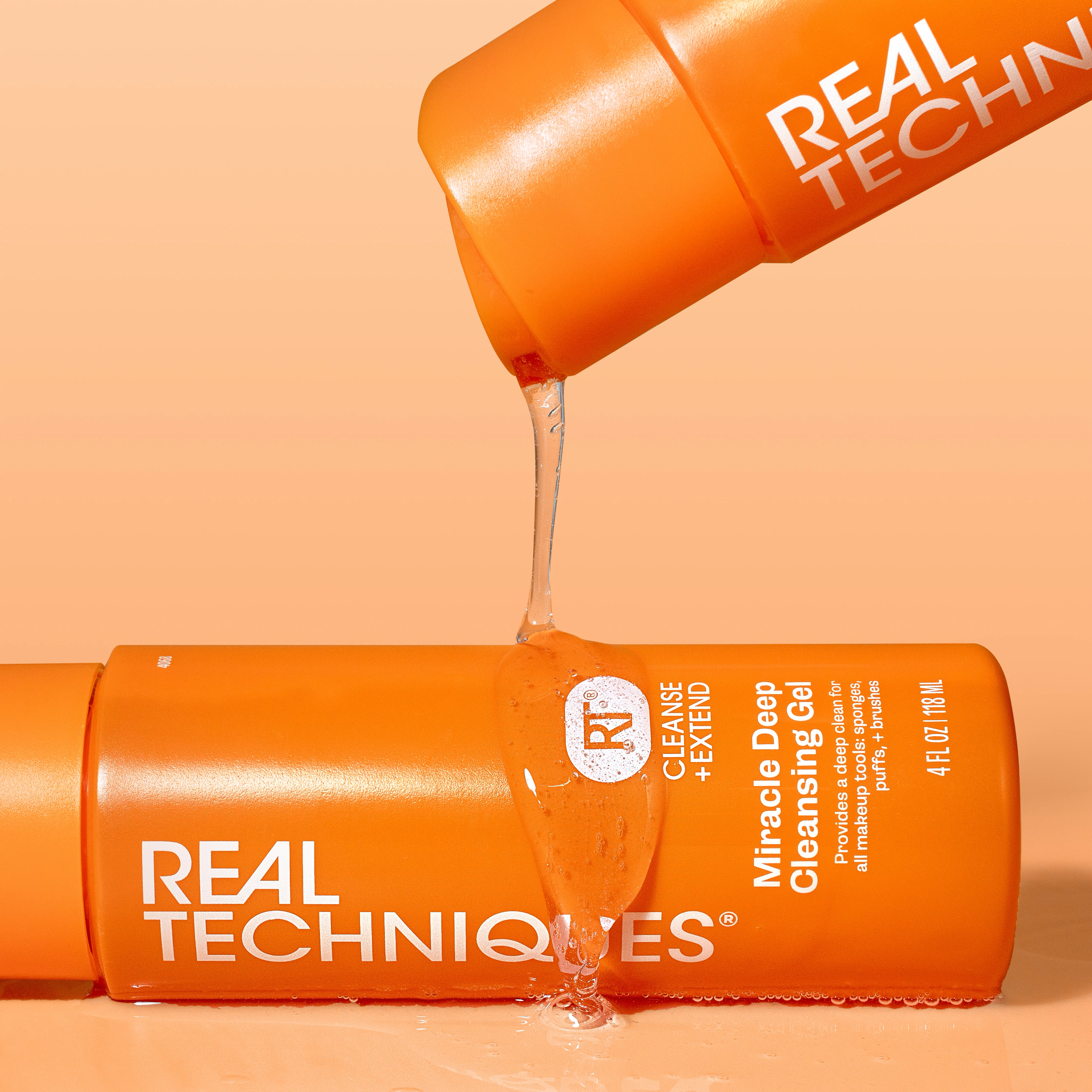 Real Techniques Miracle Deep Cleansing Gel, 4 fl. oz./118 ml Bottle